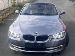 Grau Gebraucht 2012 BMW 320 Cabriolet Exclusive Cabrio | 7.999 € (Guter Preis)