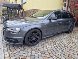 Schwarz Gebraucht 2014 Audi A4 S-Line Limousine | 14.400 € (Fairer Preis)