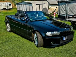 Schwarz Gebraucht 2001 BMW 320 Cabriolet M Sport Cabrio | 6.299 € (Fairer Preis)