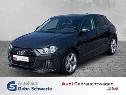 Grau Gebraucht 2024 Audi A1 Sportback Advanced Kleinwagen | 24.350 € (Fairer Preis)