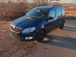 Blau Gebraucht 2014 Skoda Roomster Ambition Van / Kleinbus | 7.950 € (Etwas zu teuer)