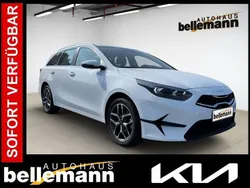 Weiss Gebraucht 2024 Kia Ceed | 23.980 € (Guter Preis)