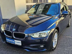 Imperialblau brillanteffekt Gebraucht 2017 BMW 320 Kombi | 17.490 € (Fairer Preis)