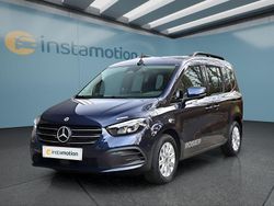 Blau Gebraucht 2025 Mercedes 180 Limousine | 34.649 € (Teuer)