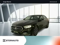 Grau Gebraucht 2024 Mercedes E200 Limousine | 43.980 € (Fairer Preis)