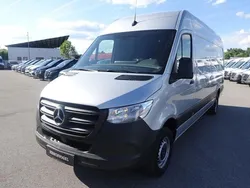Silber Gebraucht 2023 Mercedes Sprinter Van | 37.749 € (Guter Preis)
