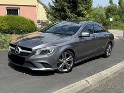 Grau Gebraucht 2014 Mercedes CLA220 Limousine | 16.000 € (Fairer Preis)