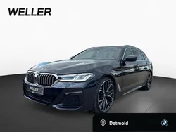 Carbonschwarz (schwarz) Gebraucht 2022 BMW 540 Comfort Edition Kombi | 45.990 € (Guter Preis)