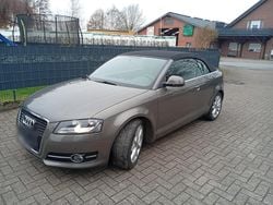 Grau Gebraucht 2011 Audi A3 Cabriolet Cabrio | 6.900 € (Guter Preis)
