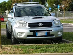 Silber Gebraucht 2005 Toyota RAV4 SUV | 3.000 € (Guter Preis)