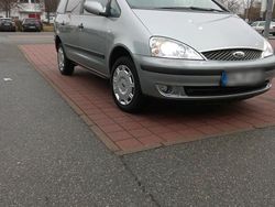 Silber Gebraucht 2005 Ford Galaxy Van / Kleinbus | 2.000 €