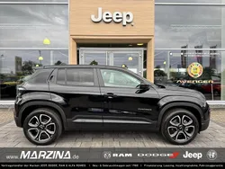 Schwarz Neu 2025 Jeep Avenger EV Summit SUV | 41.890 € (Teuer)