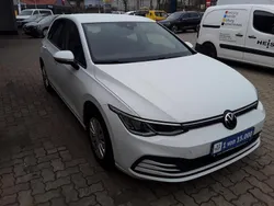 Weiß Gebraucht 2020 VW Golf VIII | 16.370 € (Guter Preis)