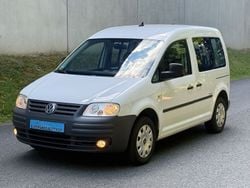Weiß Gebraucht 2010 VW Caddy Team Van / Kleinbus | 5.999 € (Guter Preis)