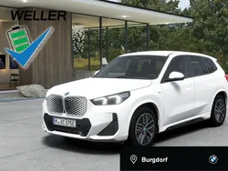 Alpinweiss iii (weiß) Gebraucht 2024 BMW iX1 M Sport SUV | 43.900 € (Guter Preis)