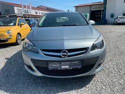 Silber Gebraucht 2013 Opel Astra Active Limousine | 3.999 € (Fairer Preis)