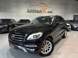 Schwarz Gebraucht 2015 Mercedes ML350 SUV | 31.700 € (Etwas zu teuer)