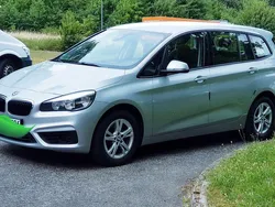Silber Gebraucht 2016 BMW 216 Gran Tourer Performance Van / Kleinbus | 12.300 € (Fairer Preis)