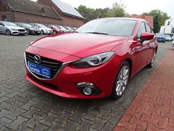 Rot Gebraucht 2015 Mazda 3 Sports-Line Limousine | 12.980 € (Fairer Preis)