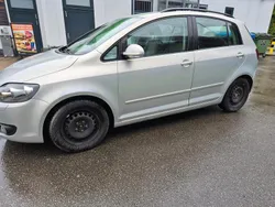 Grau Gebraucht 2009 VW Golf Plus Van / Kleinbus | 1.690 € (Superpreis)