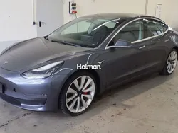 Grau Gebraucht 2020 Tesla Model 3 Performance Limousine | 24.026 € (Fairer Preis)