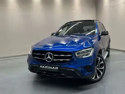 Blau brillantblau metallic Gebraucht 2020 Mercedes GLC300e Night SUV | 37.900 € (Fairer Preis)