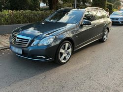 Grau Gebraucht 2010 Mercedes E350 Kombi | 7.900 € (Fairer Preis)