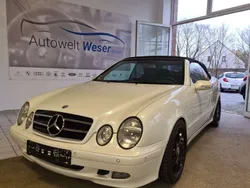 Weiß Gebraucht 2005 Mercedes CLK230 Avantgarde Cabrio | 12.900 €