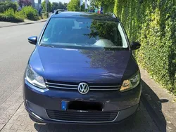 Blau Gebraucht 2011 VW Touran Van / Kleinbus | 10.000 € (Etwas zu teuer)