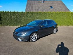 Grau Gebraucht 2020 Seat Leon ST FR Kombi | 19.999 € (Fairer Preis)