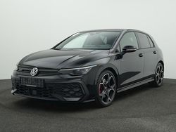 Grenadillschwarz Gebraucht 2024 VW Golf VIII Sound Limousine | 39.450 € (Etwas zu teuer)