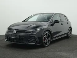 Grenadillschwarz Gebraucht 2024 VW Golf VIII Sound Limousine | 40.950 € (Fairer Preis)