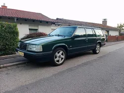 Grün Gebraucht 1997 Volvo 940 Standard Kombi | 3.700 €