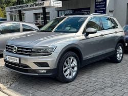 Silber Gebraucht 2017 VW Tiguan Highline SUV | 18.990 € (Fairer Preis)
