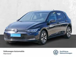 Grenadillschwarz (metallic) Gebraucht 2024 VW Golf VIII Move Limousine | 23.370 € (Guter Preis)