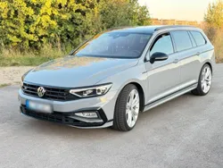 Grau Gebraucht 2020 VW Passat Edition Kombi | 32.490 €