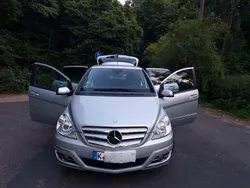 Grau Gebraucht 2010 Mercedes B180 Van / Kleinbus | 5.250 € (Fairer Preis)