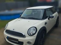 Beige Gebraucht 2012 Mini ONE Kleinwagen | 5.000 € (Fairer Preis)