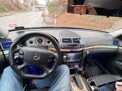 Blau Gebraucht 2006 Mercedes E500 Avantgarde Kombi | 4.999 €