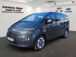 Grau Gebraucht 2024 Hyundai Staria Trend Van | 50.490 € (Etwas zu teuer)