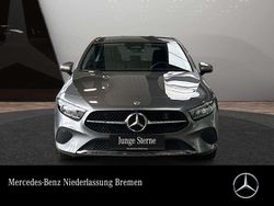 Grau Gebraucht 2024 Mercedes A180 Advanced Limousine | 26.790 € (Guter Preis)