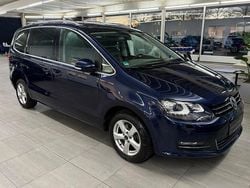 Blau Gebraucht 2014 VW Sharan Highline Van / Kleinbus | 9.990 € (Guter Preis)