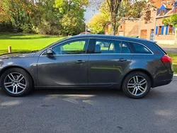 Grau Gebraucht 2011 Opel Insignia Innovation Kombi | 5.100 € (Fairer Preis)
