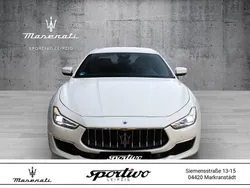 Weiß Gebraucht 2018 Maserati Ghibli GranLusso Coupé | 42.717 €