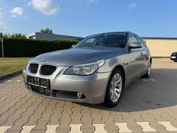 Grau Gebraucht 2004 BMW 520 Limousine | 2.450 € (Superpreis)