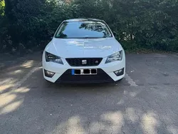 Weiß Gebraucht 2014 Seat Leon Limousine | 10.499 € (Fairer Preis)
