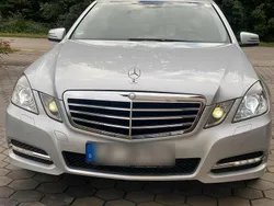 Silber Gebraucht 2011 Mercedes E200 Avantgarde Limousine | 17.900 € (Teuer)