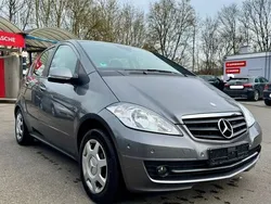 Grau Gebraucht 2009 Mercedes A150 Limousine | 2.299 € (Fairer Preis)