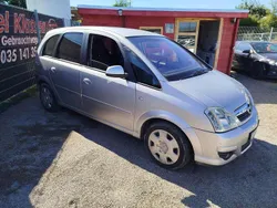 Silber Gebraucht 2008 Opel Meriva Van / Kleinbus | 2.690 € (Fairer Preis)