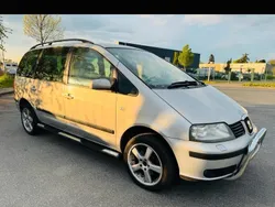 Andere außenfarben Gebraucht 2004 Seat Alhambra Van / Kleinbus | 3.200 € (Teuer)